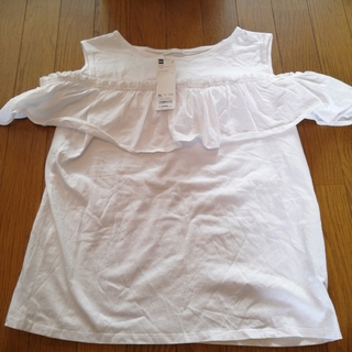 ジーユー(GU)のGU オープンショルダー XL トップス レディース 白 新品(Tシャツ(半袖/袖なし))