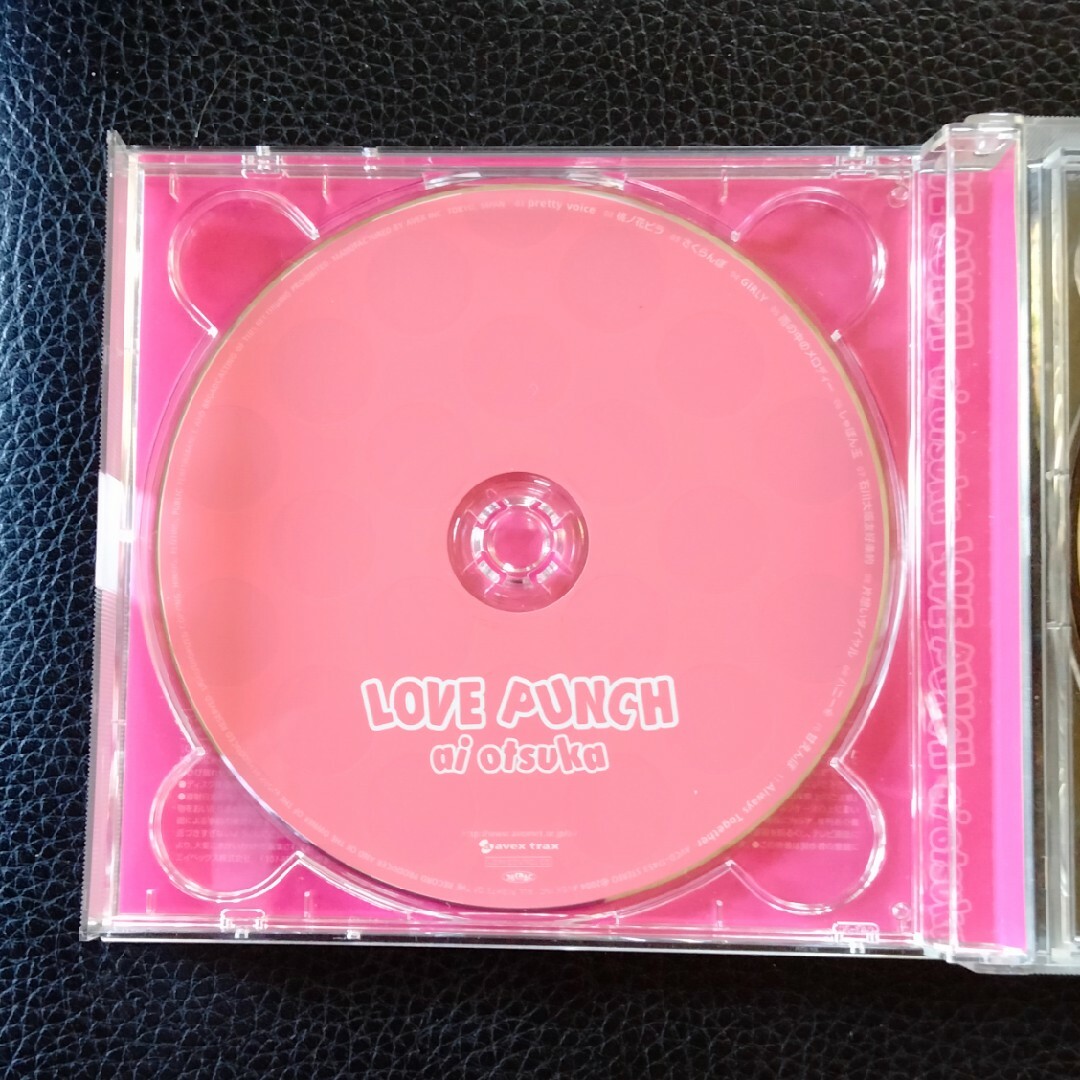 【送料無料】CDアルバム+DVD♪大塚愛♪LOVE PUNCH♪ エンタメ/ホビーのCD(ポップス/ロック(邦楽))の商品写真