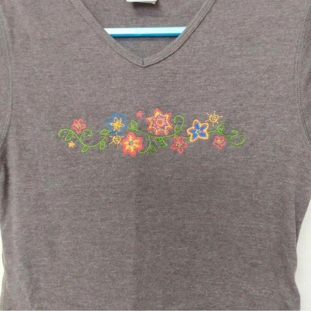 Crazy(クレイジー)のクレイジーシャツ ハワイ　花柄Tシャツ レディースのトップス(Tシャツ(半袖/袖なし))の商品写真