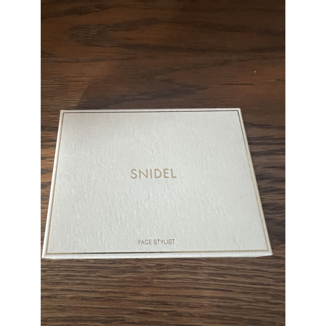 SNIDEL(スナイデル)の限定　SNIDEL フェイス スタイリスト　EX08 コスメ/美容のベースメイク/化粧品(フェイスカラー)の商品写真