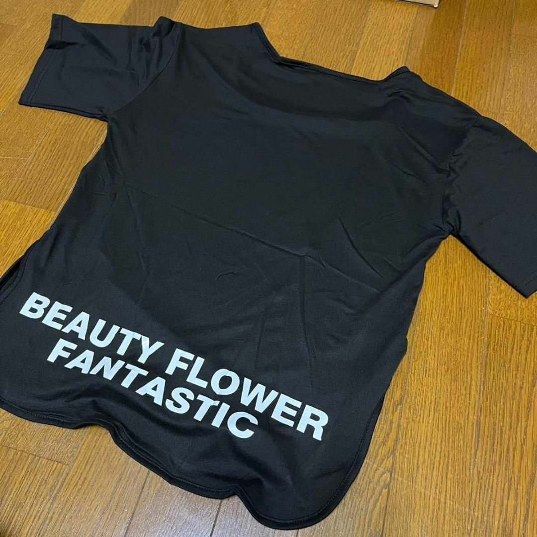 XL ブラック レディース 体型カバー ビッグTシャツ 半袖 ロゴ入り 半袖 レディースのトップス(Tシャツ(半袖/袖なし))の商品写真