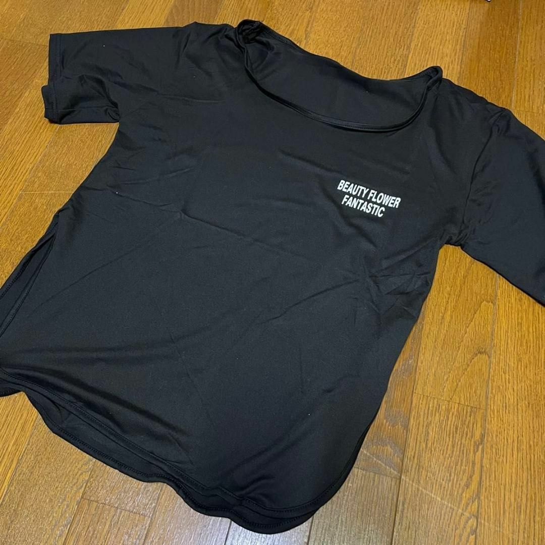 XL ブラック レディース 体型カバー ビッグTシャツ 半袖 ロゴ入り 半袖 レディースのトップス(Tシャツ(半袖/袖なし))の商品写真