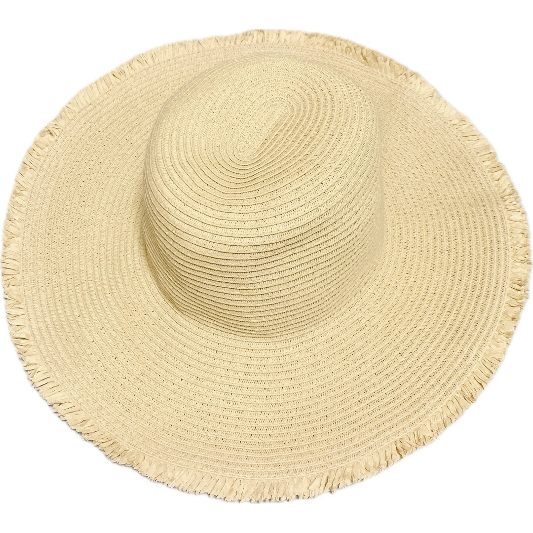 【美品】ストローハット　麦わら帽子　つば広　ベージュ レディースの帽子(麦わら帽子/ストローハット)の商品写真