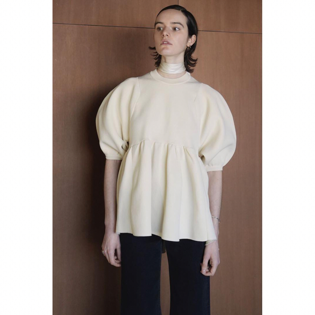 CLANE(クラネ)のBALLOON SLEEVE GATHER KNIT TOPS  レディースのトップス(ニット/セーター)の商品写真