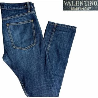 ヴァレンティノ(VALENTINO)のJ7233 良品 ヴァレンティノ スタッズ デニムパンツ インディゴ 30(デニム/ジーンズ)