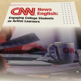 ＣＮＮ　Ｎｅｗｓ　Ｅｎｇｌｉｓｈ：Ｅｎｇａｇｉｎｇ　Ｃｏｌｌｅｇｅ　Ｓｔｕｄｅｎ(語学/参考書)