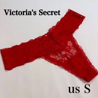 ヴィクトリアズシークレット(Victoria's Secret)のVictora's Secretヴィクトリアシークレット ショーツ Tバック 赤(ショーツ)