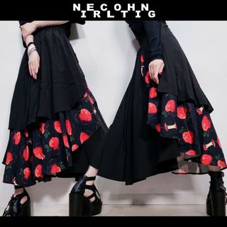 ニーアクロージング(NieR Clothing)のNieR ORIGINAL FLARE SKIRT【赤林檎】(ロングスカート)