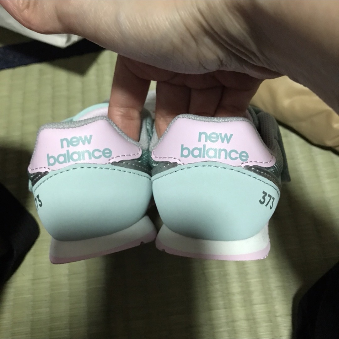 New Balance(ニューバランス)のニューバランス スニーカー キッズ/ベビー/マタニティのキッズ靴/シューズ(15cm~)(スニーカー)の商品写真