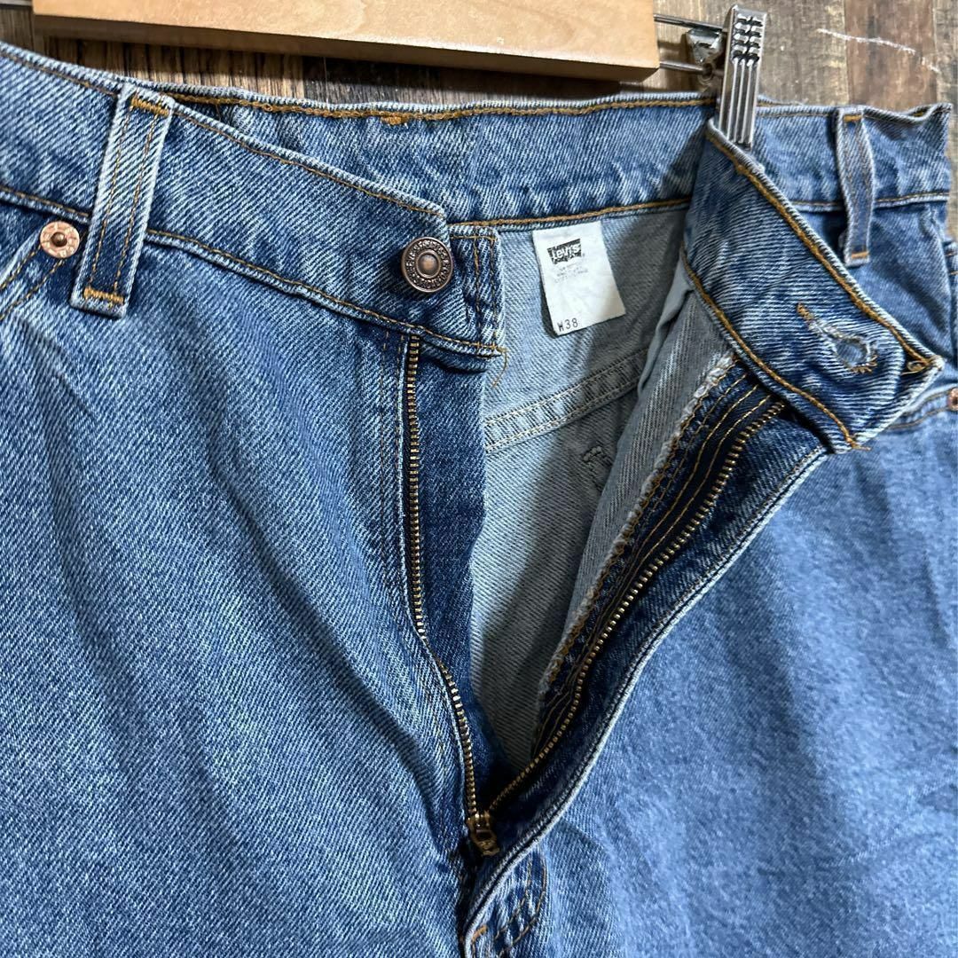 Levi's(リーバイス)のリーバイス 550 デニム ジーンズ ハーフパンツ タグ ロゴ USA古着 38 メンズのパンツ(ショートパンツ)の商品写真