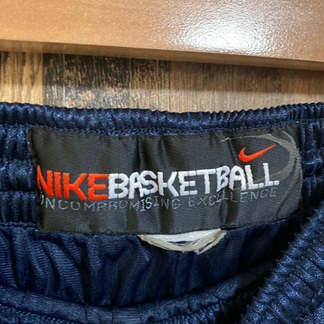 NIKE(ナイキ)のナイキ バスケットボール バスパン ハーフ パンツ ストリート USA古着 ロゴ メンズのパンツ(ショートパンツ)の商品写真