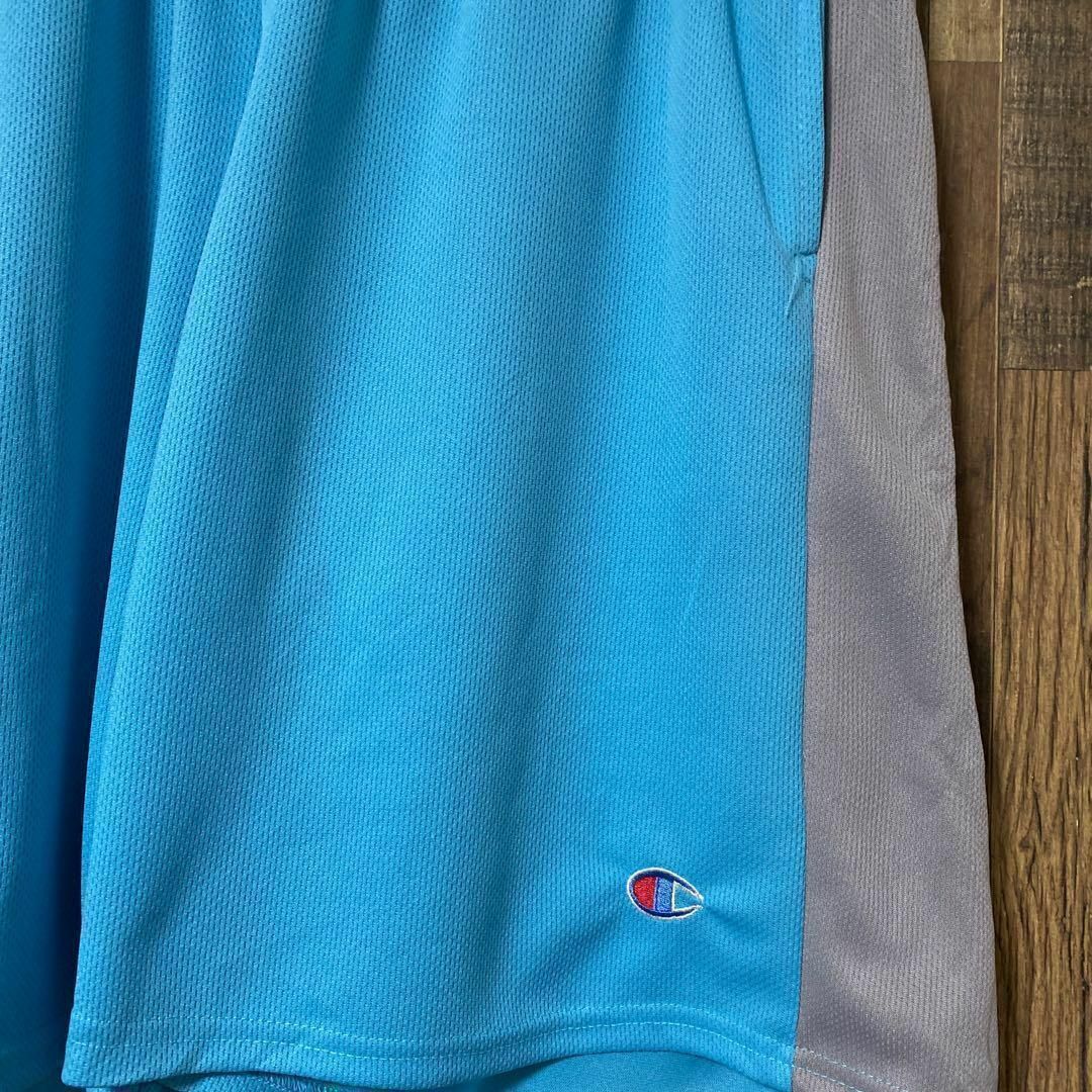 Champion(チャンピオン)のチャンピオン メンズ ハーフ パンツ ロゴ メッシュ 青 2XL USA古着 メンズのパンツ(ショートパンツ)の商品写真