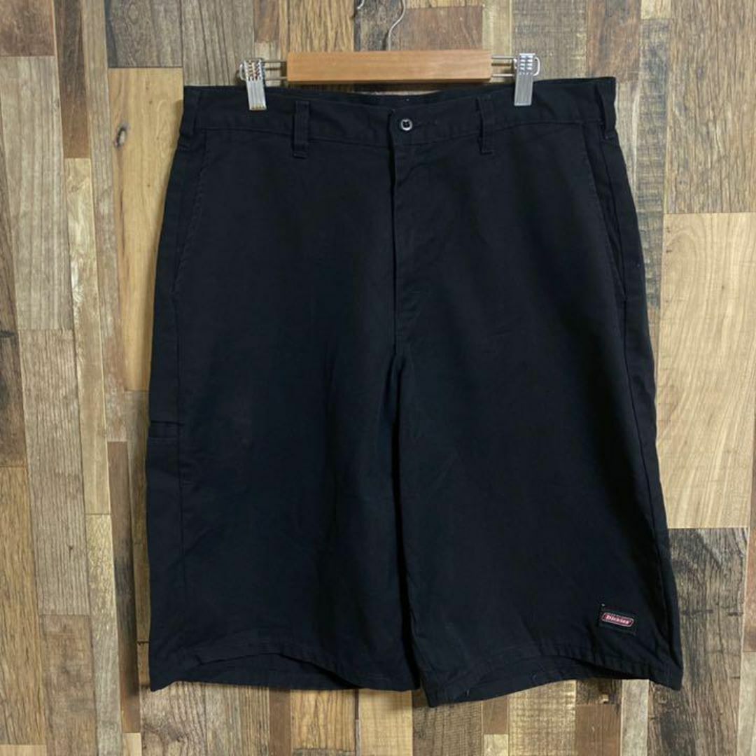 Dickies(ディッキーズ)のディッキーズ アメカジ ロゴ ブラック ハーフパンツ ワークパンツ USA古着 メンズのパンツ(ショートパンツ)の商品写真