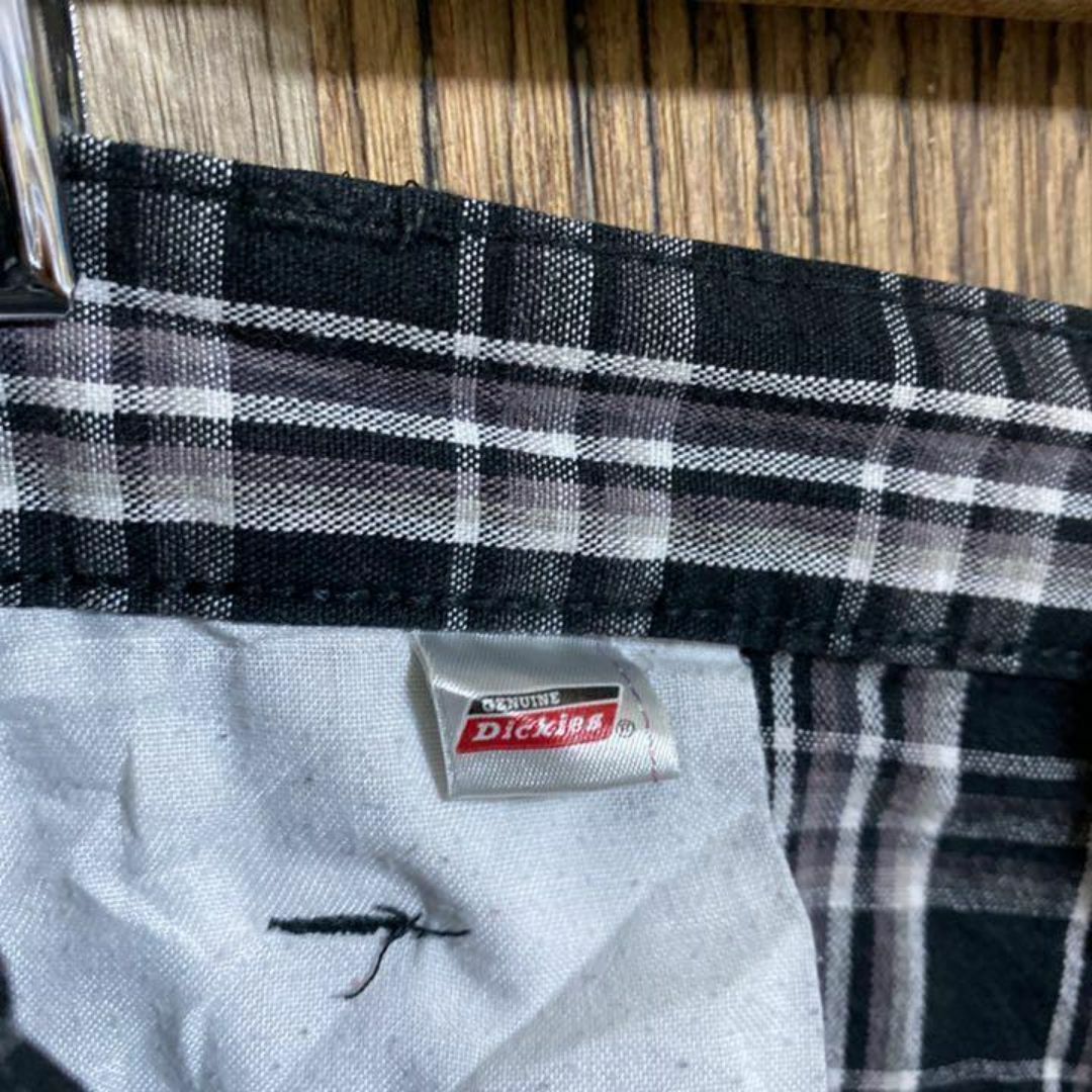 Dickies(ディッキーズ)のディッキーズ チェック柄 アメカジ ハーフ パンツ ブラック USA古着 ロゴ メンズのパンツ(ショートパンツ)の商品写真