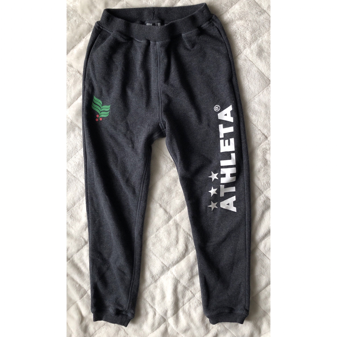 ATHLETA(アスレタ)のATHLETA パンツ ウインドブレーカー&スウェット 2点セット 140 キッズ/ベビー/マタニティのキッズ服男の子用(90cm~)(その他)の商品写真