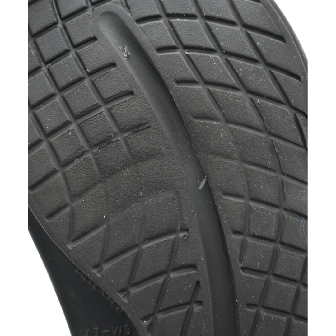 OOFOS(ウーフォス)のOOFOS ウーフォス サンダル UK7(25.5cm位) 黒 【古着】【中古】 メンズの靴/シューズ(サンダル)の商品写真