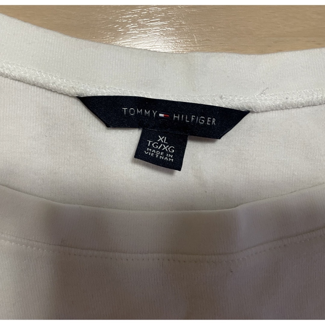 TOMMY HILFIGER(トミーヒルフィガー)のTOMMY HILFIGER トップス レディースのトップス(Tシャツ(半袖/袖なし))の商品写真