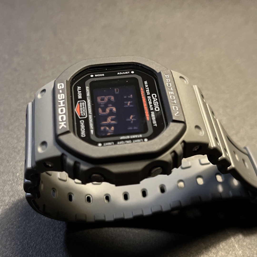 G-SHOCK(ジーショック)の【新品】CASIO G-SHOCK DW-5610 カシオ デジタル 腕時計 メンズの時計(腕時計(デジタル))の商品写真