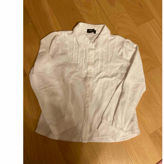 コムサイズム(COMME CA ISM)のコムサイズム　長袖　白シャツ　130㎝(Tシャツ/カットソー)