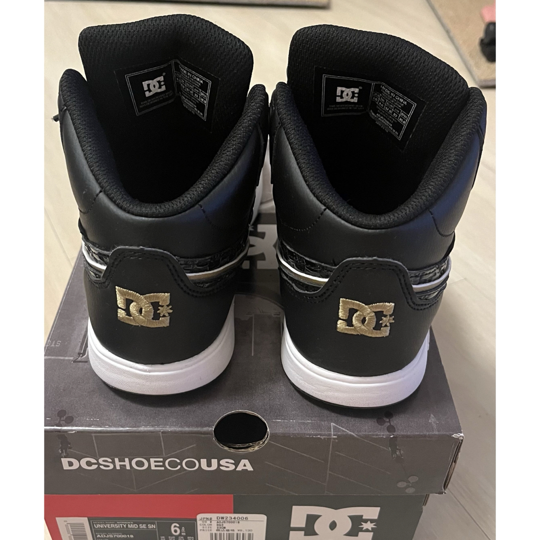 DC SHOES(ディーシーシューズ)のDC ディーシー シューズ Ws UNIVERSITY MID SE SN レディースの靴/シューズ(スニーカー)の商品写真