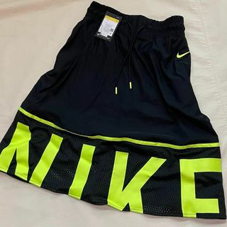 【未使用】NIKE ポリエステル　ロングスカート　フレア　メッシュ