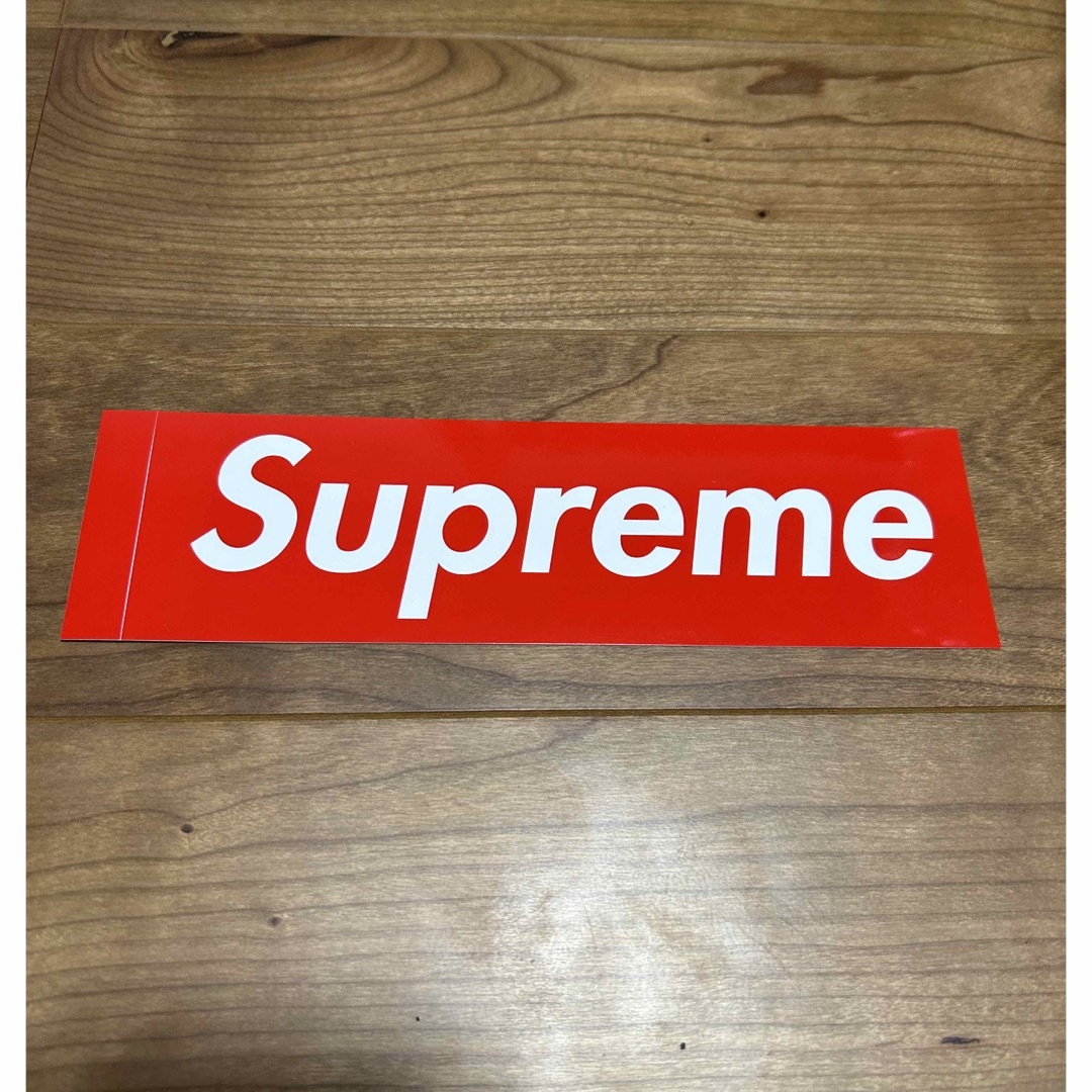 Supreme(シュプリーム)のSupremeシュプリームNEWERAニューエラヤンキースBOXロゴキャップ新品 メンズの帽子(キャップ)の商品写真