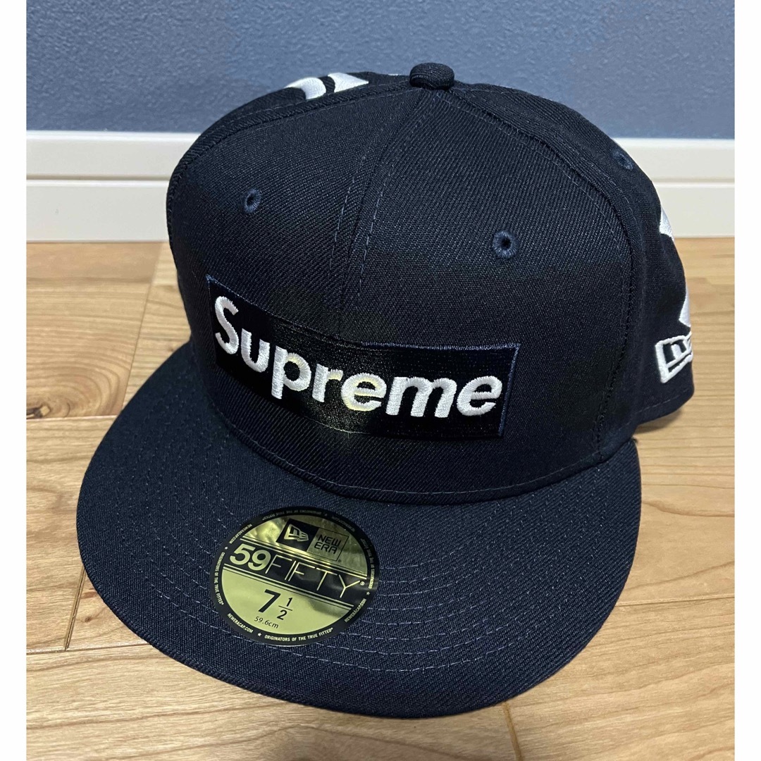 Supreme(シュプリーム)のSupremeシュプリームNEWERAニューエラヤンキースBOXロゴキャップ新品 メンズの帽子(キャップ)の商品写真