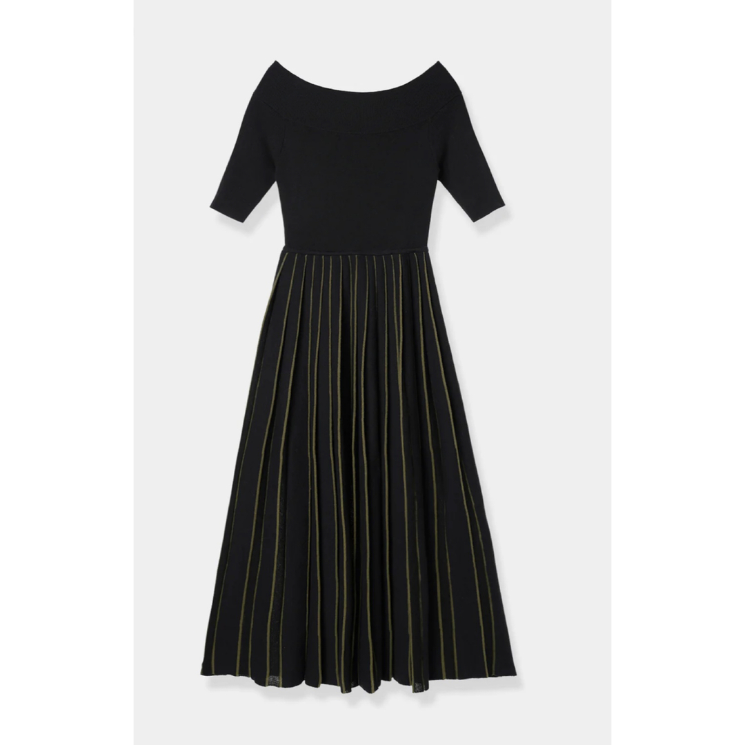 ánuans(アニュアンス)の【新品未開封】　Off shoulder Pleats knit dress レディースのワンピース(ロングワンピース/マキシワンピース)の商品写真