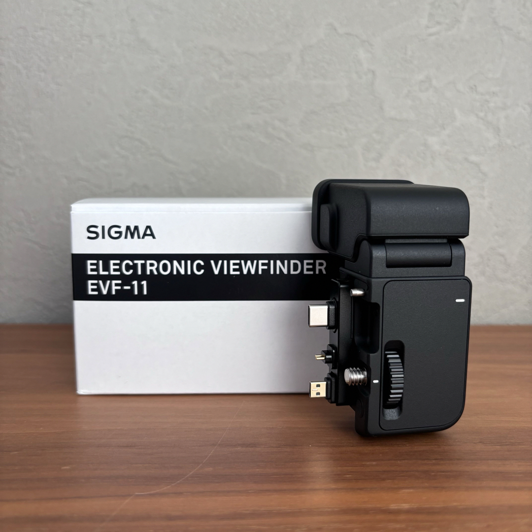 SIGMA(シグマ)の【新品同様品】SIGMA EVF-11 シグマ ビューファインダー スマホ/家電/カメラのカメラ(その他)の商品写真