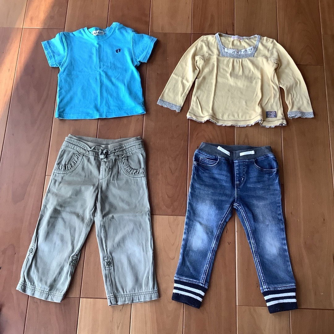 babyGAP(ベビーギャップ)の女の子　23点　まとめ売り　90 95 キッズ/ベビー/マタニティのキッズ服女の子用(90cm~)(Tシャツ/カットソー)の商品写真