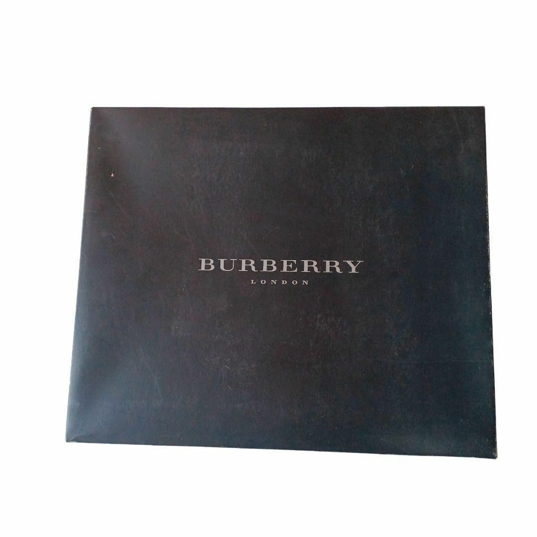 BURBERRY(バーバリー)の【未使用品❤️】BURBERRYソフトコットンシーツモスグリーンチェックロゴ刺繍 インテリア/住まい/日用品の日用品/生活雑貨/旅行(タオル/バス用品)の商品写真