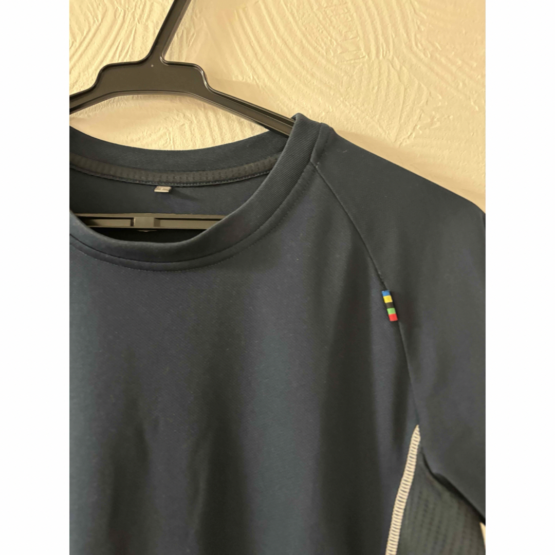 紺色　ネイビー　メッシュTシャツ Ｌ　スポーツ　ジム　ウォーキング　ヨガ　運動 レディースのトップス(Tシャツ(半袖/袖なし))の商品写真