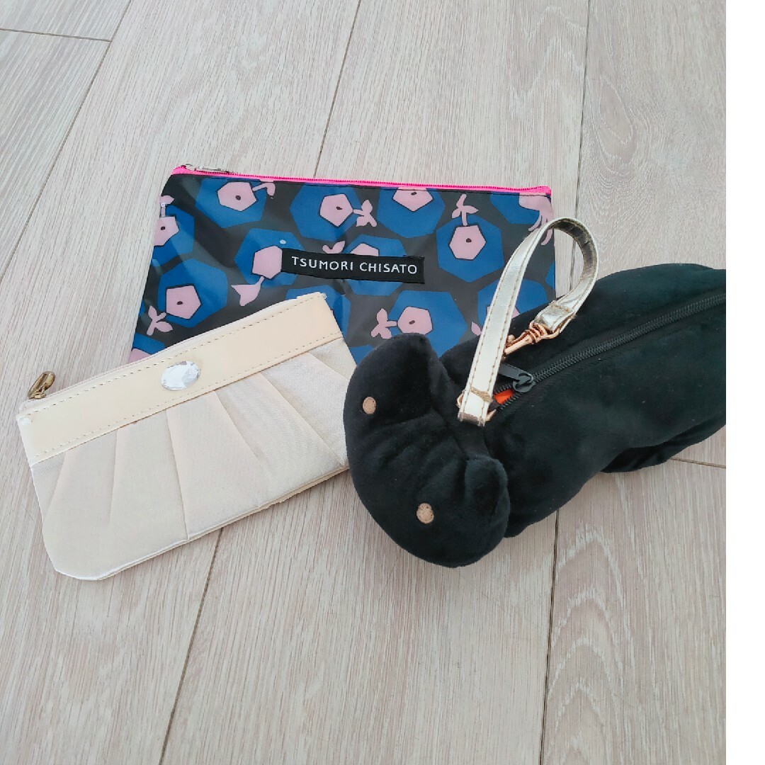 TSUMORI CHISATO(ツモリチサト)の【TSUMORI CHISATO】ネコ型ミニポシェット　ストラップ付き レディースのファッション小物(ポーチ)の商品写真