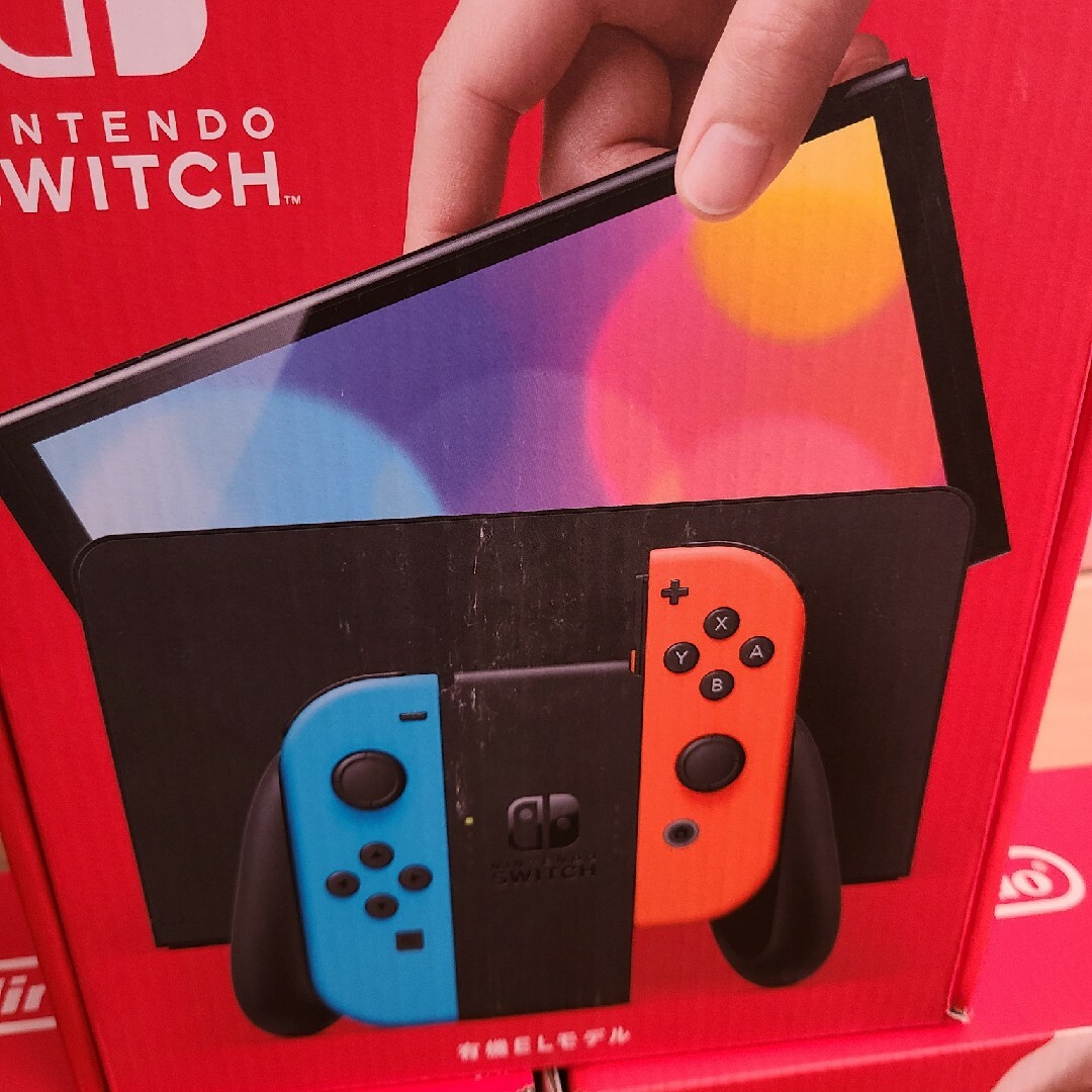 Nintendo Switch　有機el　３台 エンタメ/ホビーのゲームソフト/ゲーム機本体(家庭用ゲーム機本体)の商品写真