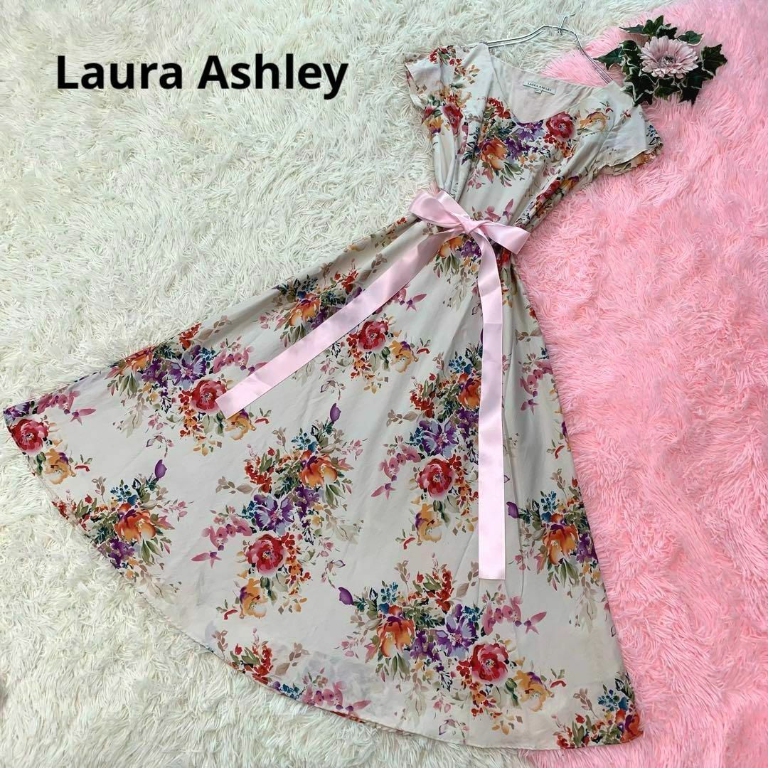 LAURA ASHLEY(ローラアシュレイ)のB119.ローラアシュレイ：S-M相当 ロングワンピース 花柄 リボン 半袖 レディースのワンピース(ロングワンピース/マキシワンピース)の商品写真