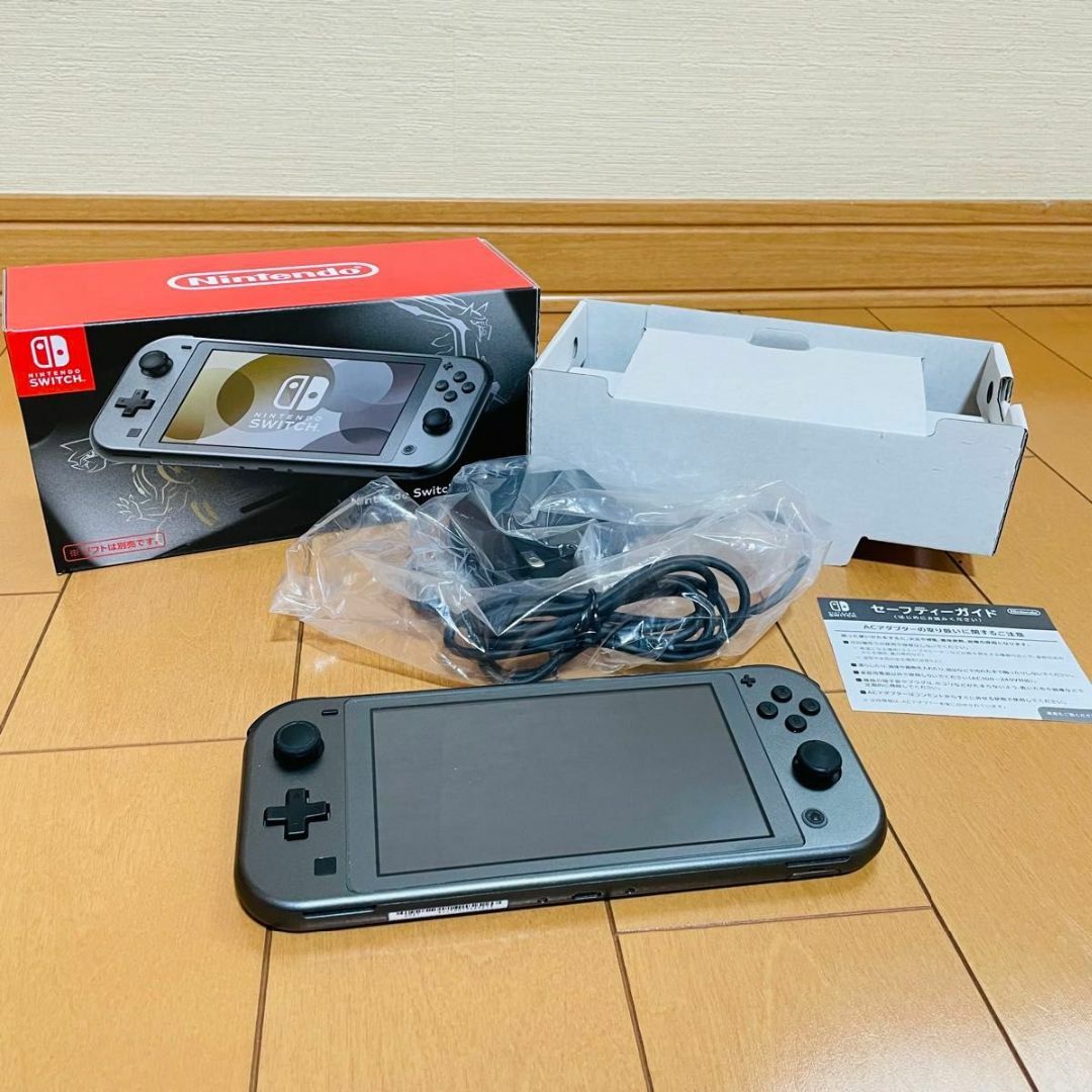 Nintendo Switch(ニンテンドースイッチ)の【新品同様品】Nintendo Switch Lite ディアルガ・パルキア エンタメ/ホビーのゲームソフト/ゲーム機本体(家庭用ゲーム機本体)の商品写真