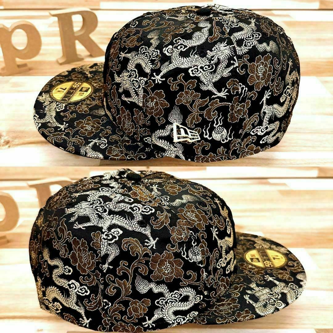 NEW ERA(ニューエラー)の激レア【ニューエラ×ニューヨークヤンキース】金龍 和柄 キャップ 総柄 金×黒 メンズの帽子(キャップ)の商品写真