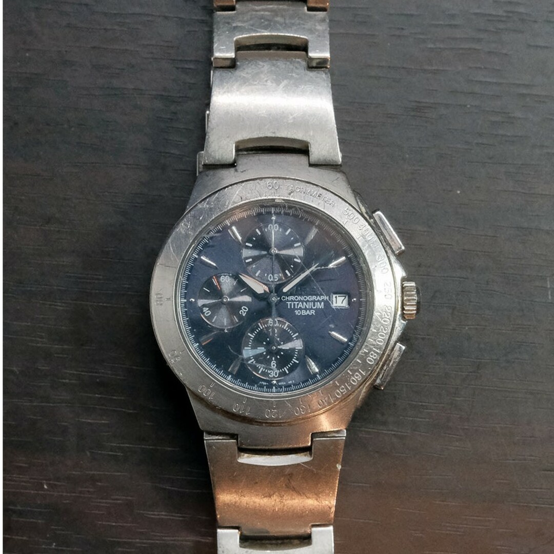 WIRED(ワイアード)のワイアード WIRED クロノグラフ チタン メンズの時計(腕時計(アナログ))の商品写真
