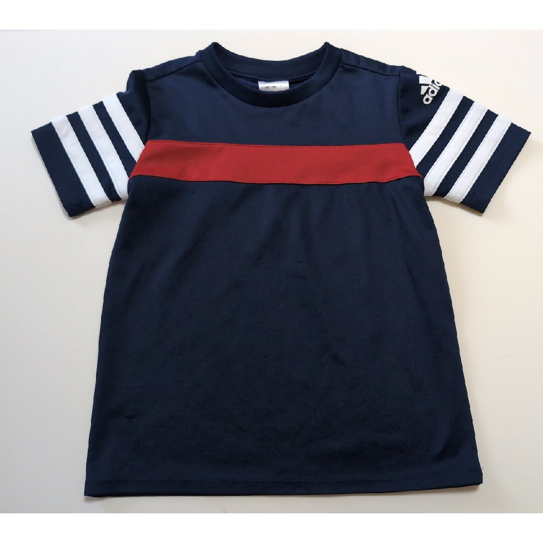 adidas(アディダス)のadidas　Tシャツ　130cm キッズ/ベビー/マタニティのキッズ服男の子用(90cm~)(Tシャツ/カットソー)の商品写真