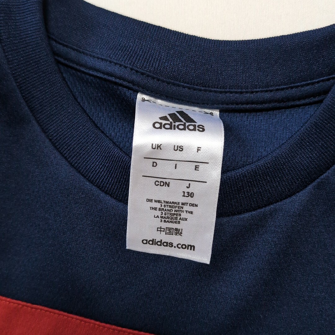 adidas(アディダス)のadidas　Tシャツ　130cm キッズ/ベビー/マタニティのキッズ服男の子用(90cm~)(Tシャツ/カットソー)の商品写真