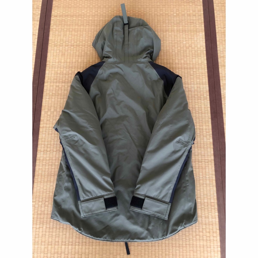 nonnative(ノンネイティブ)のnonnative × WILD THINGS DENALI eVENT®3L緑 メンズのジャケット/アウター(マウンテンパーカー)の商品写真