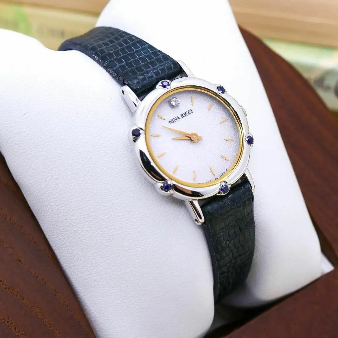 NINA RICCI(ニナリッチ)の《美品》NINA RICH 腕時計 ラメ文字盤 ストーン レザーベルト w レディースのファッション小物(腕時計)の商品写真