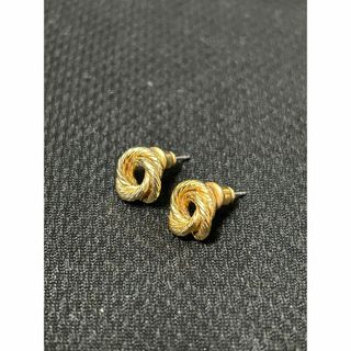 ピアス　金色　10mm ゴールド色(ピアス(両耳用))