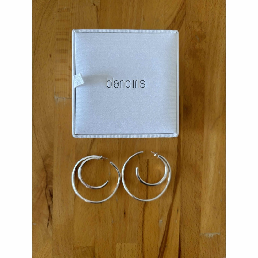 blanc iris - 美品 ブランイリス アンビション シルバーピアスの通販 blanc iris - 美品 ブランイリス アンビション シルバーピアスの通販