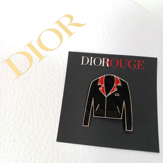 Christian Dior - 極美品 ディオール ピンバッジ 服 ブラック