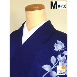 【中古】付け下げ 正絹 濃紺地に椿模様 裄66cm Mサイズ(着物)