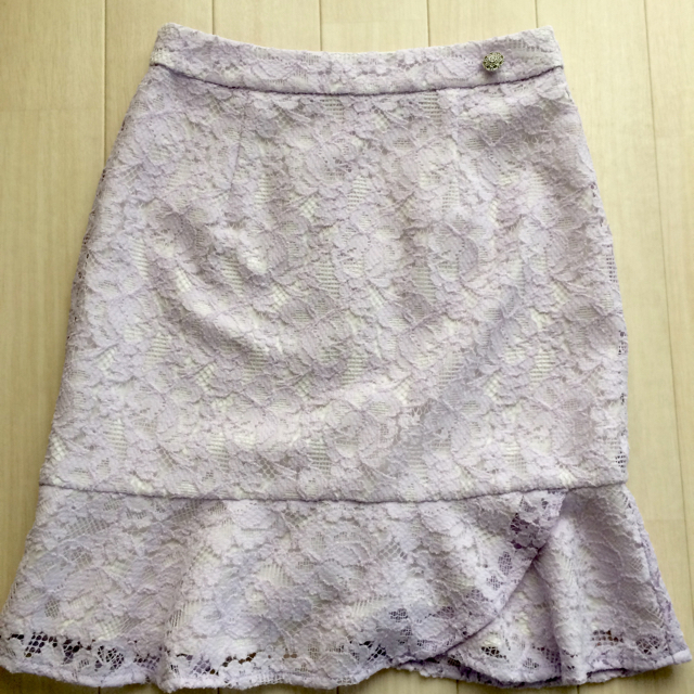 MISCH MASCH(ミッシュマッシュ)のミッシュマッシュ レースタイトスカート レディースのスカート(ひざ丈スカート)の商品写真