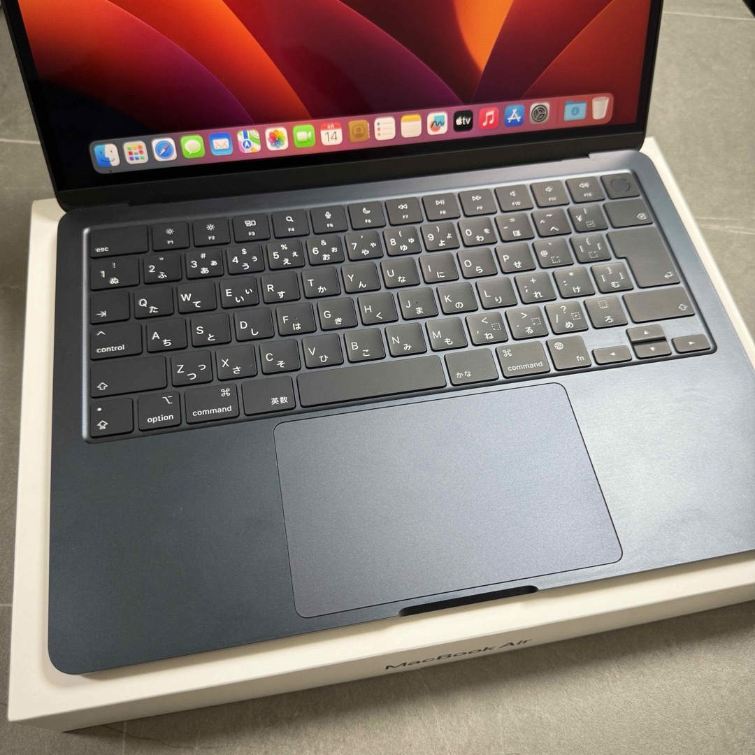 Apple(アップル)のMacBook Air M2 16GB 256GB 充電回数23回 スマホ/家電/カメラのPC/タブレット(ノートPC)の商品写真