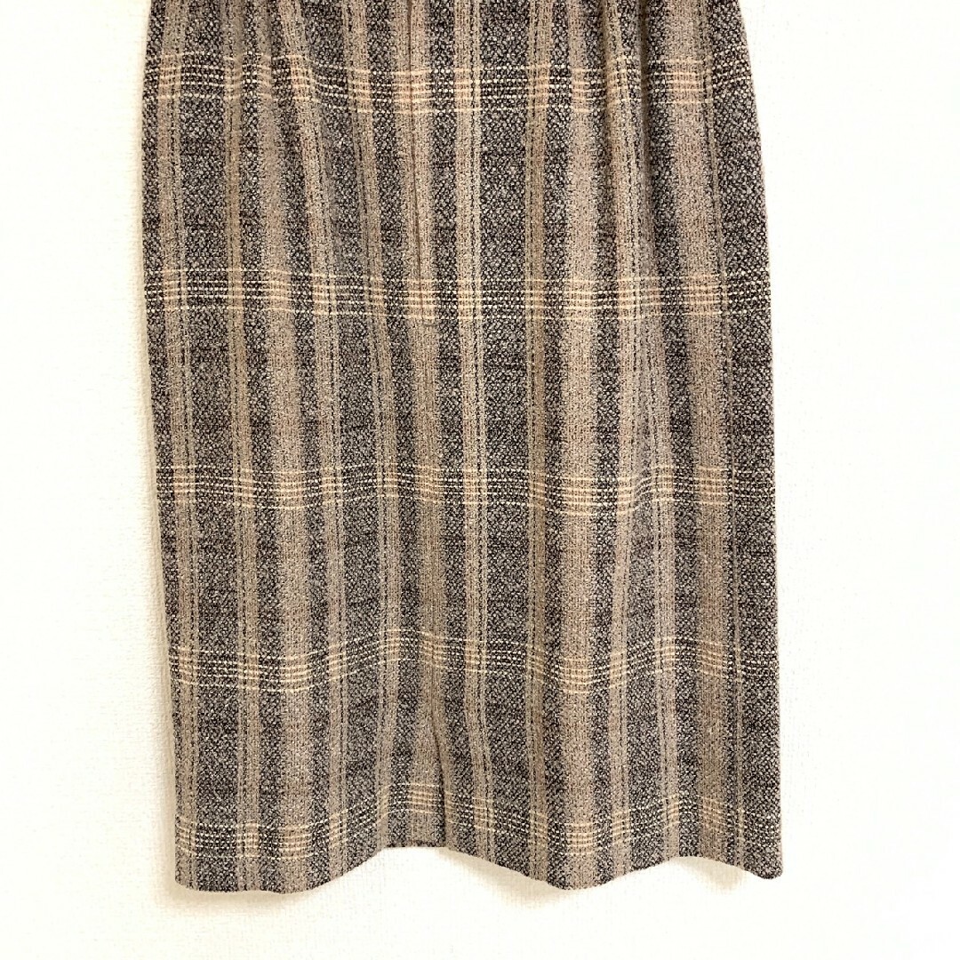 タイトスカート　M　ベージュ　グレー　チェック　きれいめ　毛　ナイロン　アクリル レディースのスカート(ひざ丈スカート)の商品写真