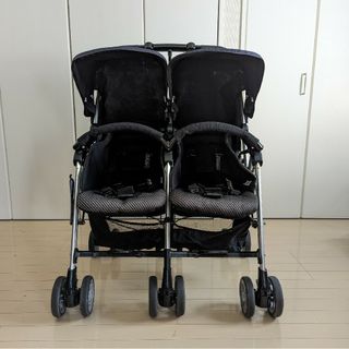 コンビ(combi)の【美品】コンビ　ツインスピン GC　ブラック ２人乗りベビーカー【14829】(ベビーカー/バギー)